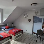 Przystan Kapitanat *