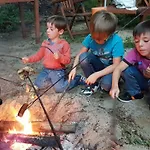 Przystan Kapitanat בית אירוח *