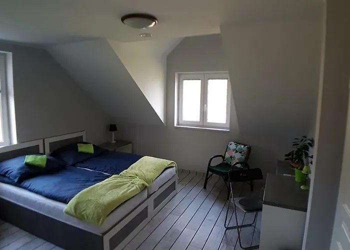 Przystan Kapitanat * 슈체시네크